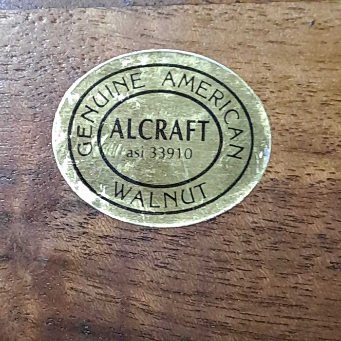 tesoura e abre cartas em caixa de nogueira da Alcraft.