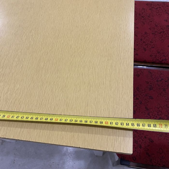 Стіл кухонний два стільця