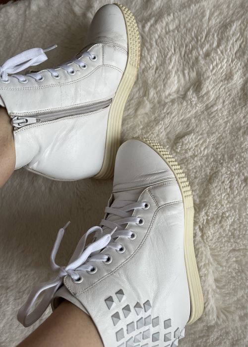 Черевики жіночі