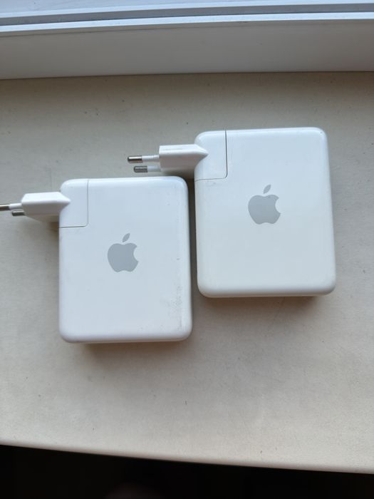 Apple AirPort Express Wi-Fi роутер A1088.