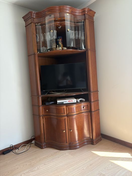 Móvel de madeira Cerejeira