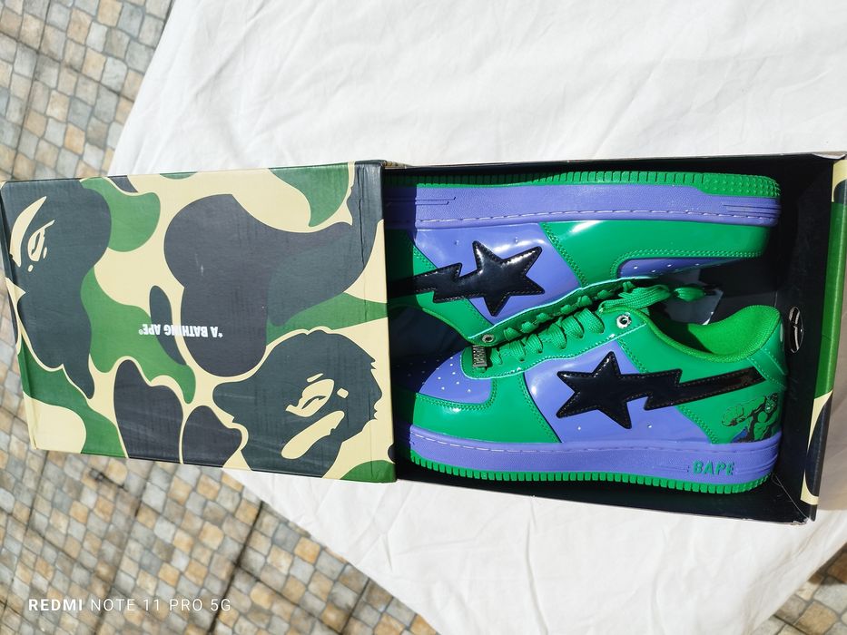 Tênis bape Marvel versão Hulk