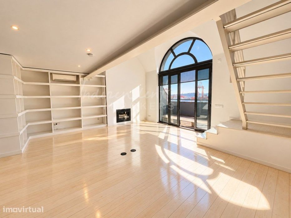 Loft Com Vista Para O Rio Tejo [Estrela]