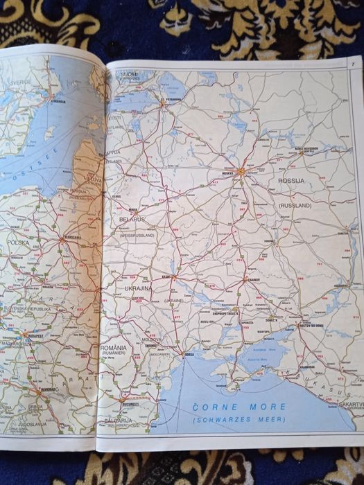 Атлас доріг Європи і України