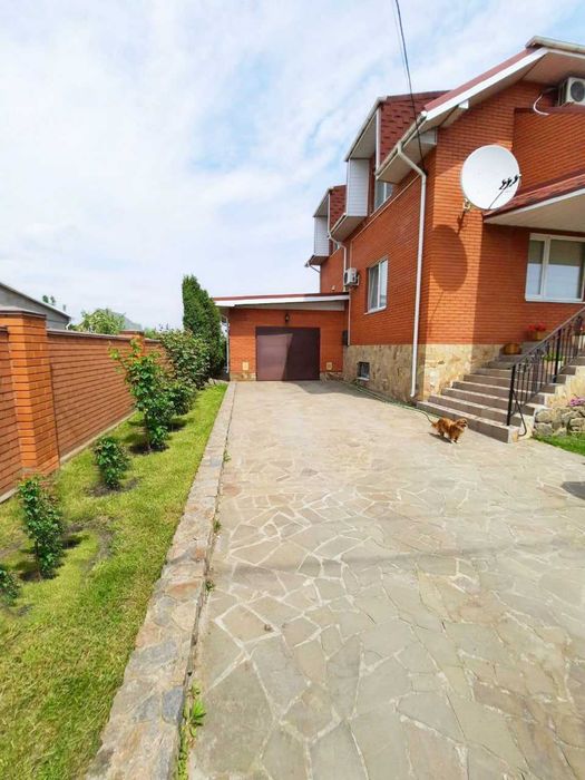 Продам будинок 2 пов. Техніка Автономка 12 соток Річка
