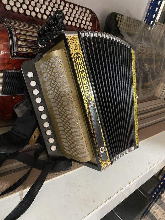 Harmónio Honher Wiemwr 114C