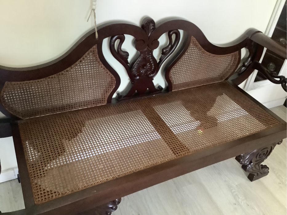 Canapé antigo em exelente estado de conservação para venda