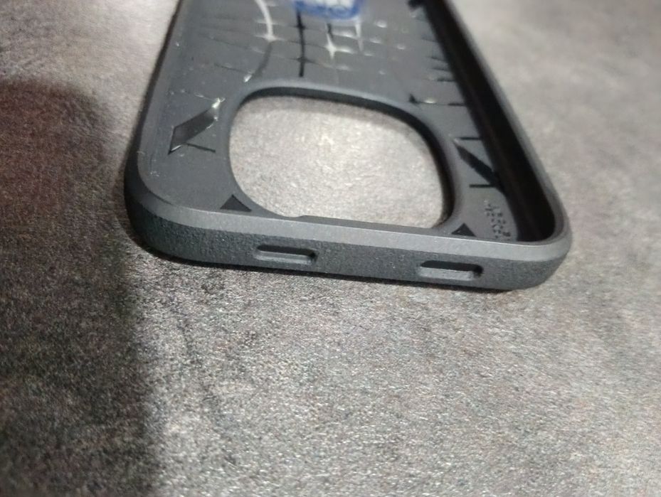 Etui SPIGEN Rugged Armor do Xiaomi Redmi Note 15 Pro 5G Czarny mat