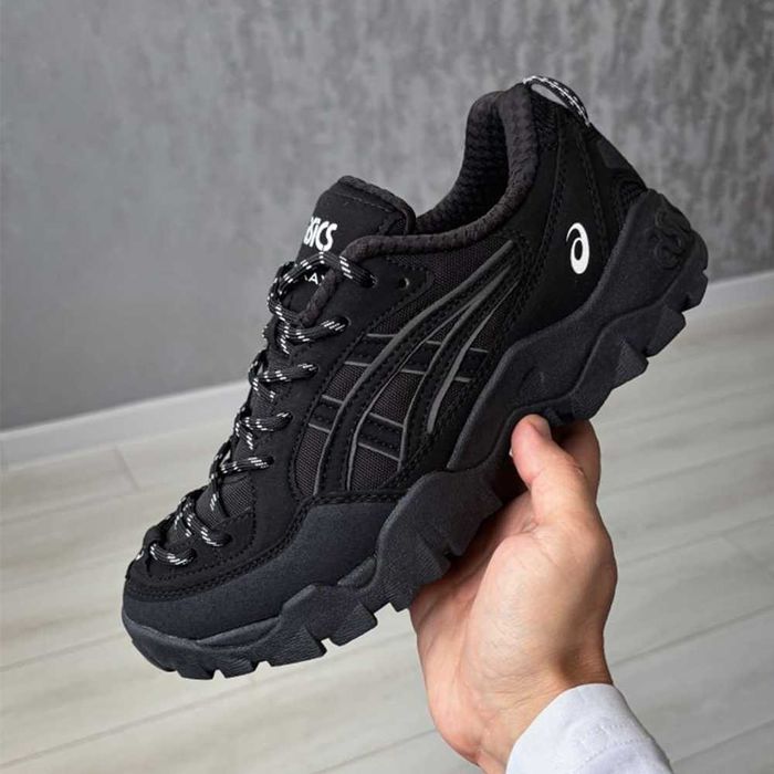 Кросівки Asics Gel-Pickax Black | кроси Асікс Гель-Пікакс чорного кольору текстиль