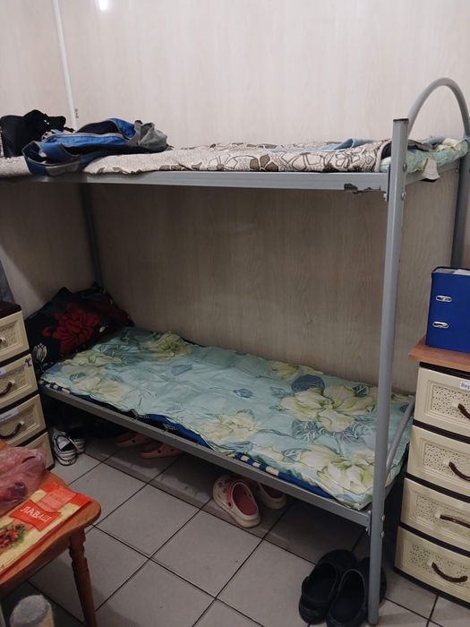 Ліжко 2х ярусне металеве,  190×70, б/у