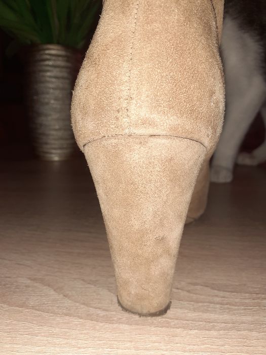 Botki zamszowe camel, beżowe.