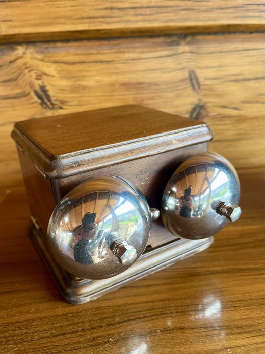 Antiga campainha telefone