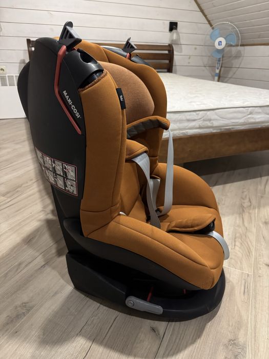 Дитяче автокрісло Maxi Cosi Tobi