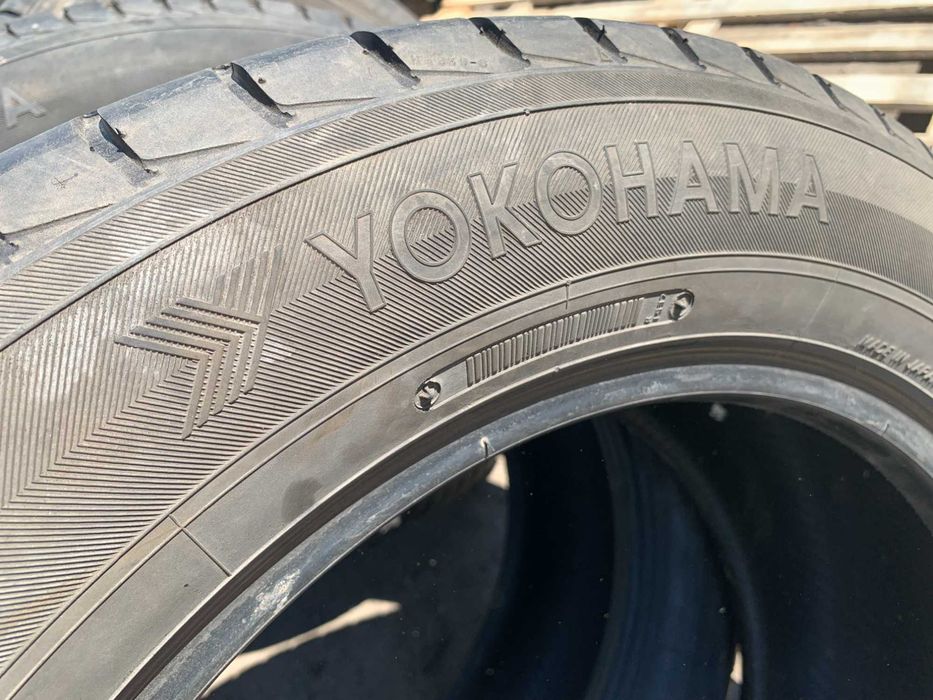 225-60-R18 YOKOHAMA BLUEARTH 2 штуки летней резины GERMANY 2023