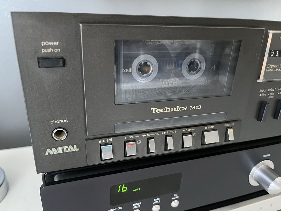 Magnetofon Technics RS M13