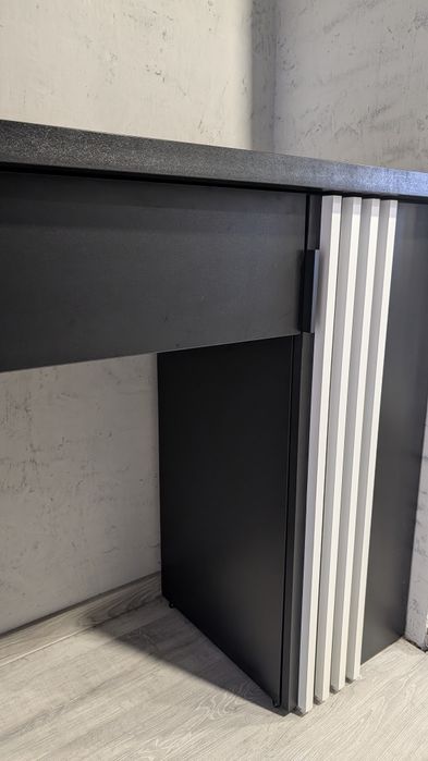 Toaletka biurko czarne 125cm