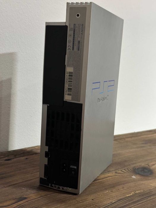 Kolekcja PS2 Silver + joystick + karta pamięci + okablowanie. - po serwisie