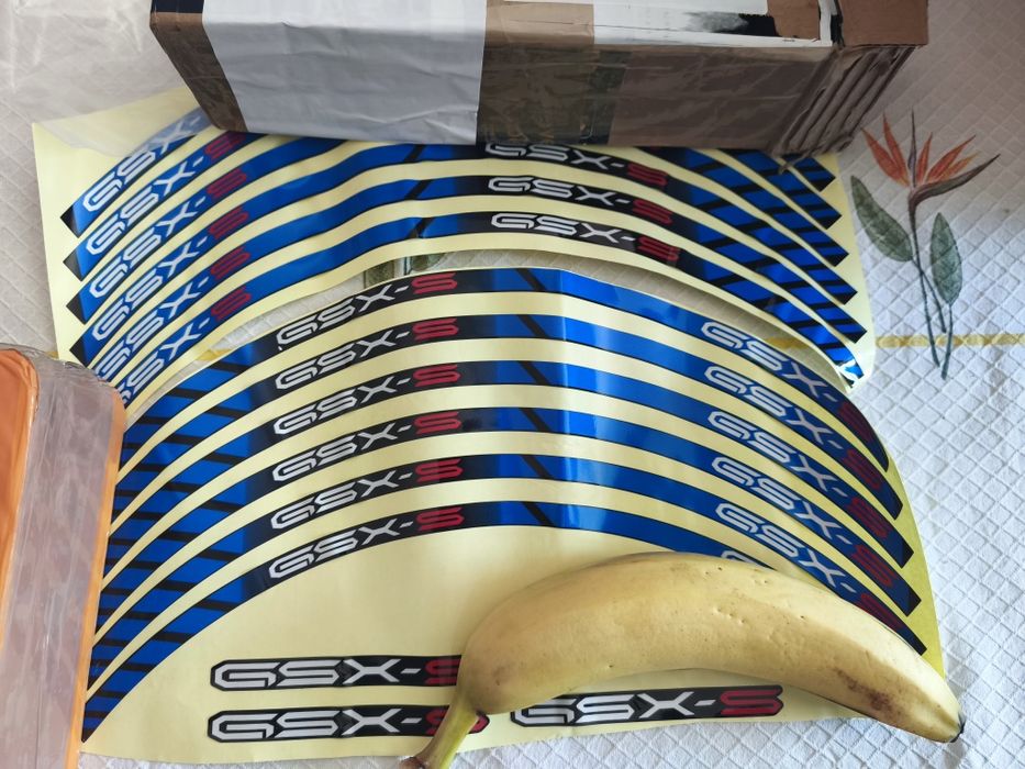 Autocolantes para jantes GSX-S