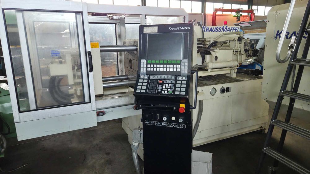 KraussMaffei injection machine 50-191C1
