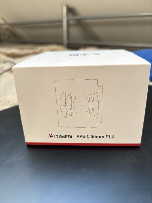 TTArtisan 50mm f/1.8 APS-C