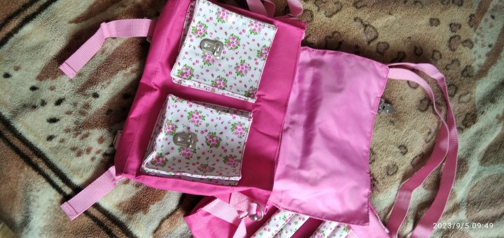 Plecaki tornistry dla bliźniaczek