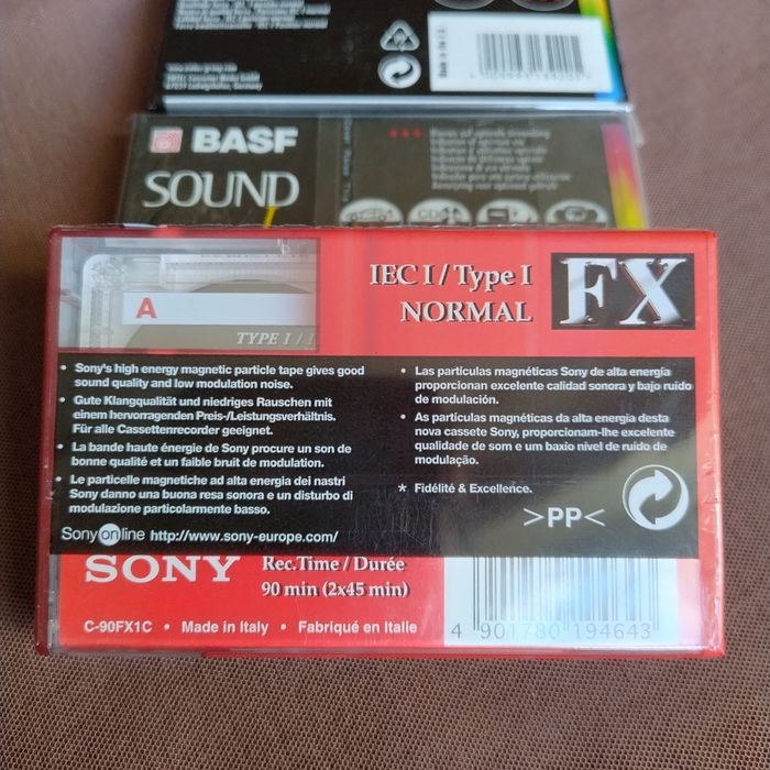 Аудіо касети Basf і Sony