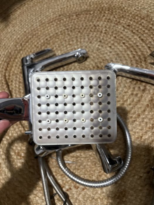 Komplet baterii łazienkowych