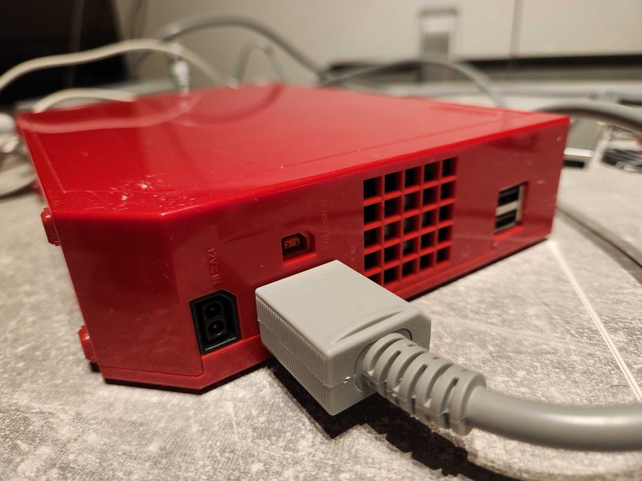 Nintendo Wii Red