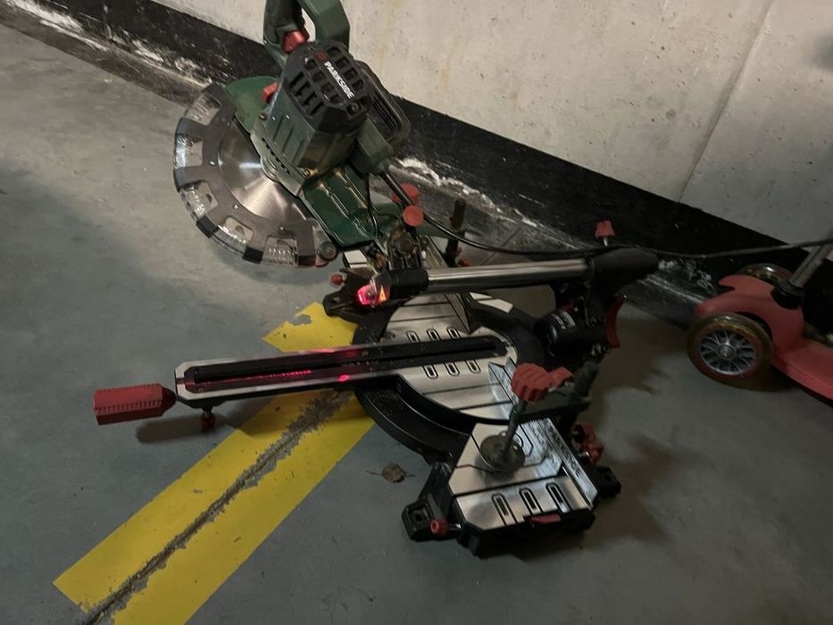 Piła ukosowa parkside PZKS 2000 C3