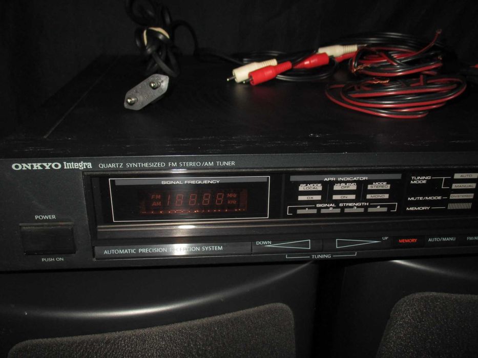Rádio Onkyo e Colunas Technics