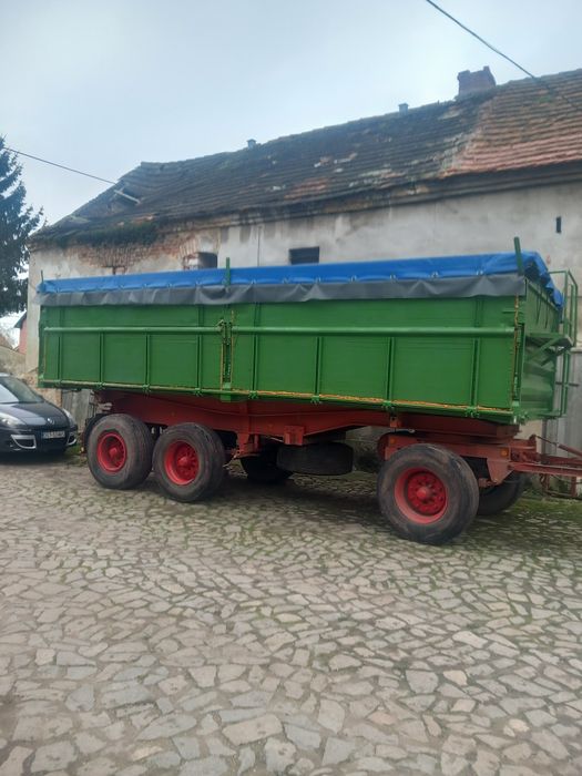 Przyczepa CBV Blumhartd