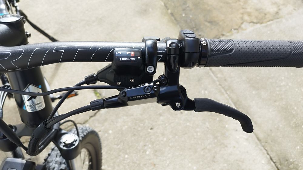 BTT Elétrica Neomouv 48V Bafang 250W | Full Suspensão | Tektro 4 Pistões | Maxxis”