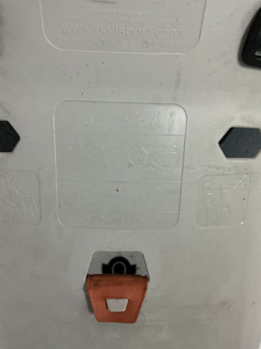 Vendo cadeira polisport de crianca para bicicleta
