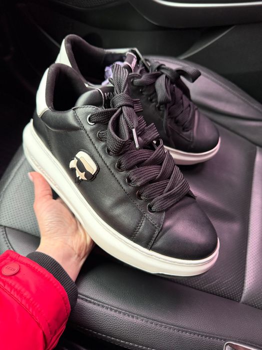 Кросівки чоловічі KARL LAGERFELD розмір 43