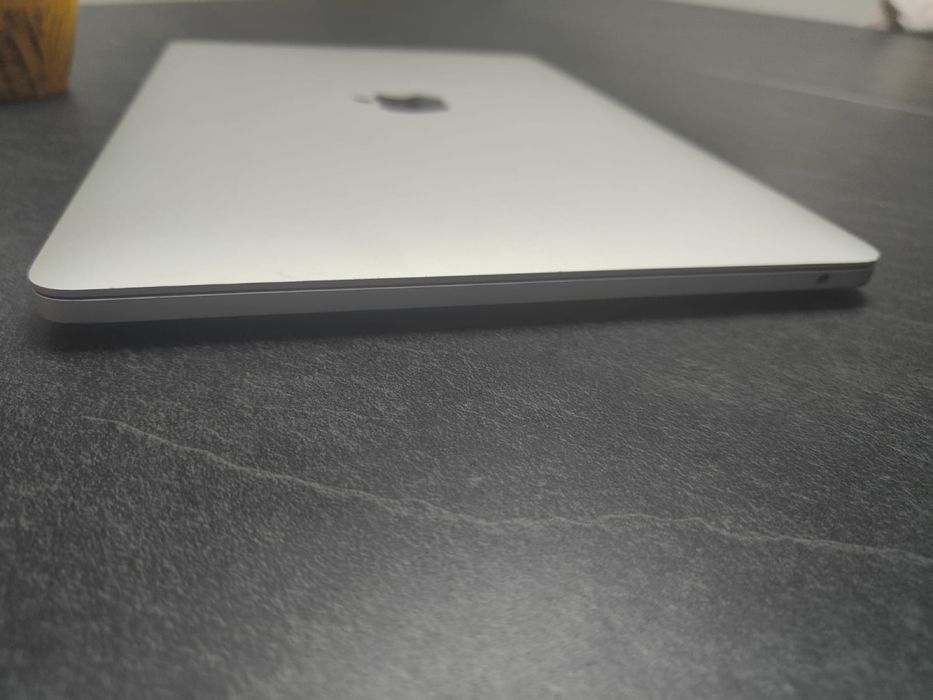 Macbook pro 2017492474690605557762
