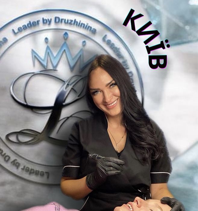 Перманентний макіяж пудрові брови стрілочка губи пудровые межресничка