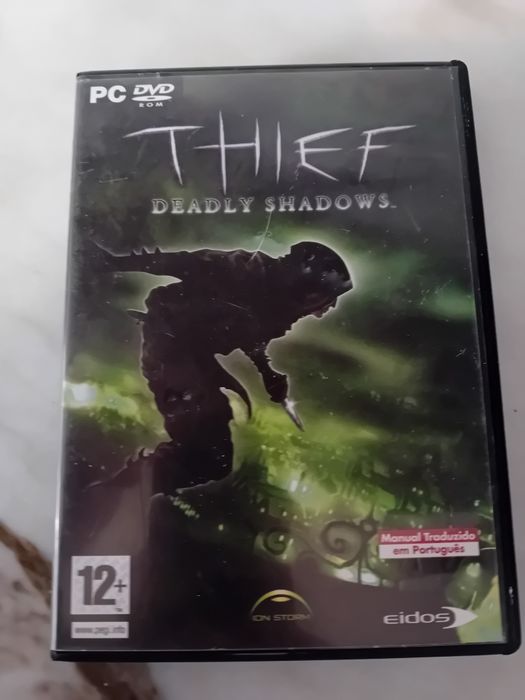 Conjunto de 2 Jogos Pc Pro Evolution Soccer 6/Deadly Shadows