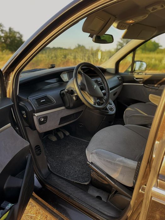 Peugeot 807 2011 VIN VF3EBRHD8BZ030299 фото оголошення 3 з 10
