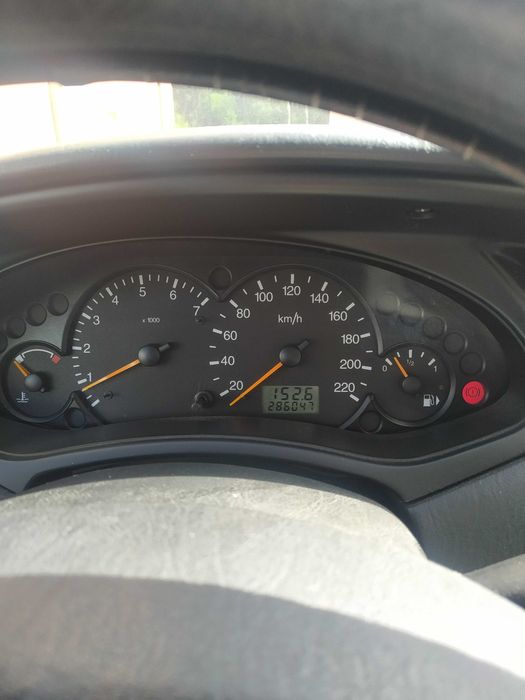 Ford Focus 1.4 gasolina - 2001