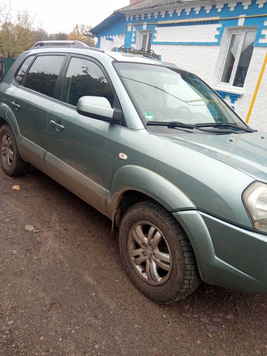 Hyundai Tucson 200