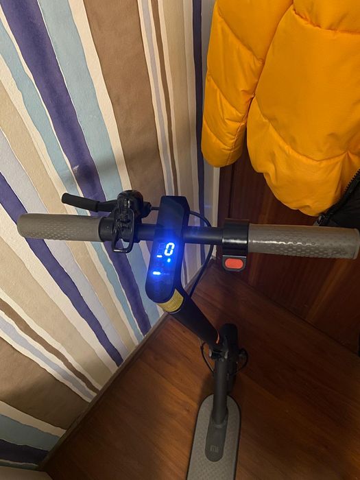 Trotinete eletrica xiomi s2 em bom estado