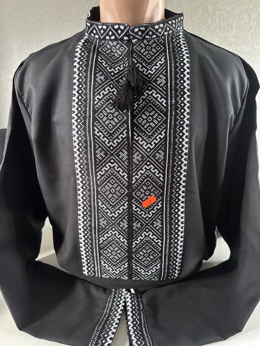 Чоловічі вишиванки. Ручна робота