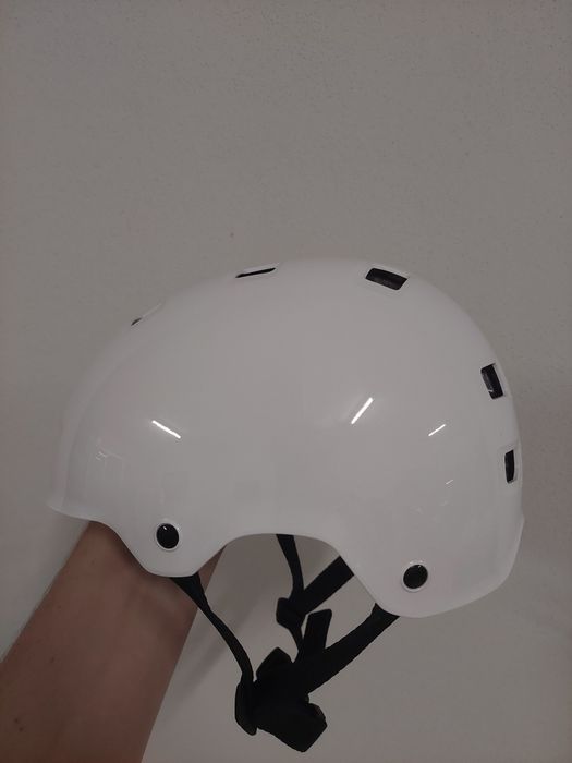 2 capacetes de Skate