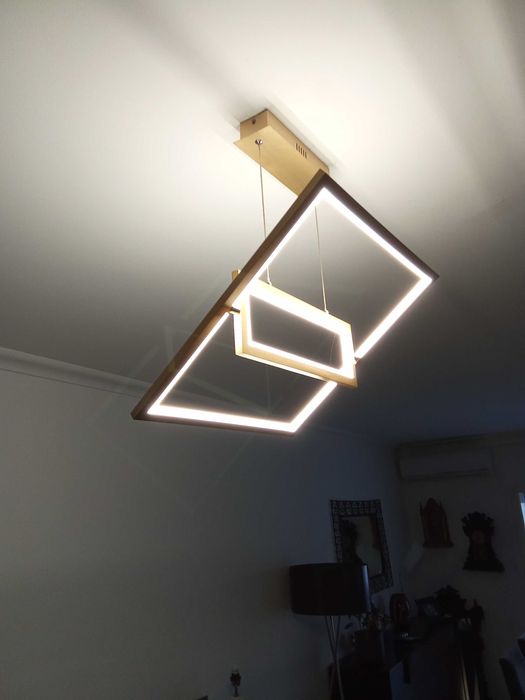 Candeeiro de sala. Iluminação led.