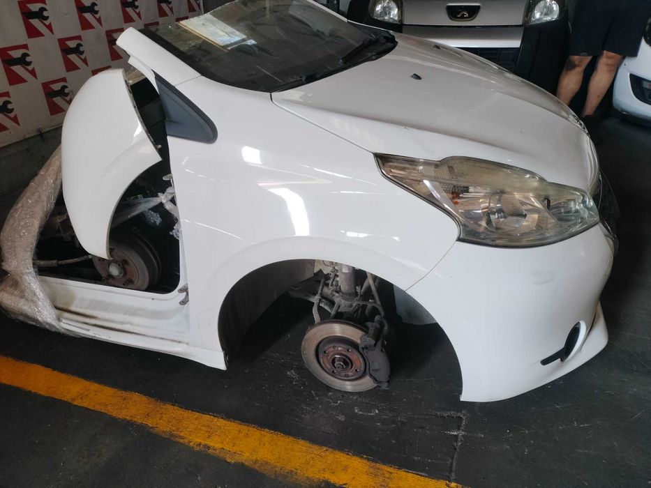 Frente Completa Peugeot 208 1.0i 2012 #F50