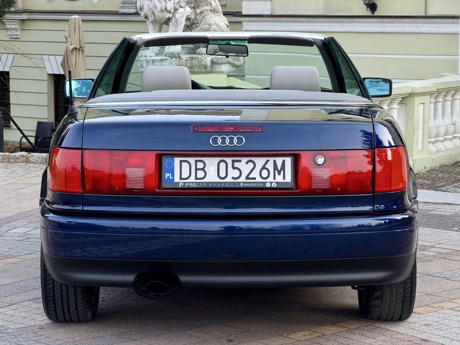 Audi 80 cabriolet 1.8 adr piekny stan rezerwacja