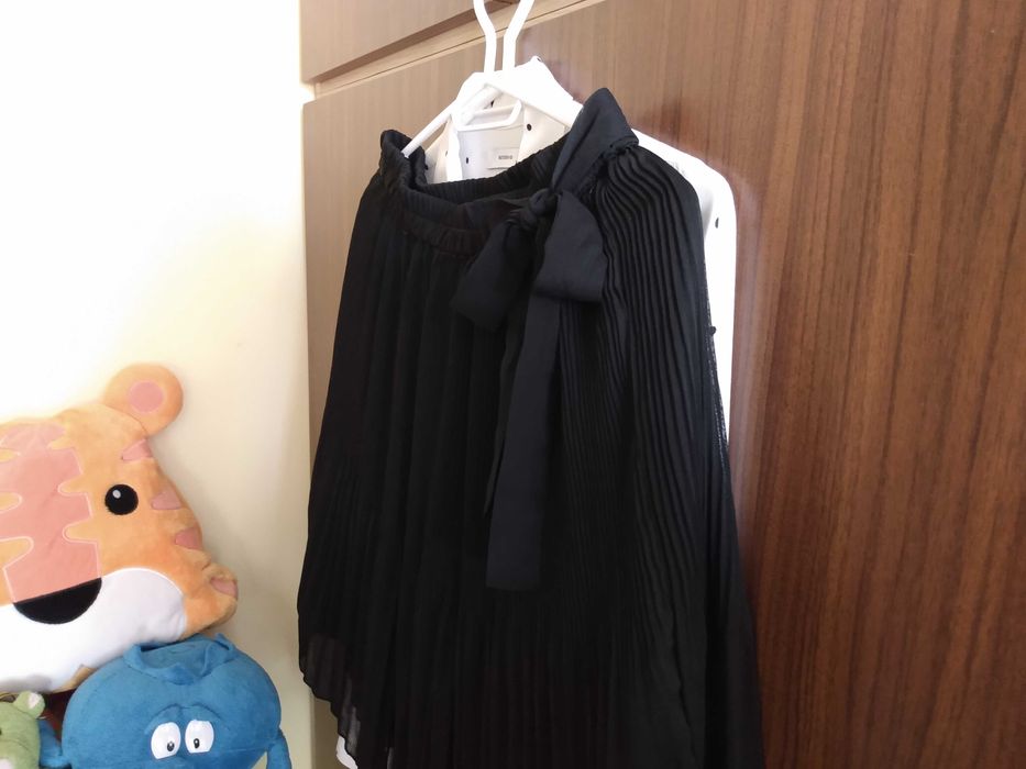 Sprzedam czarną spódniczkę rozmiar 36 dla dziewczynki RESERVED