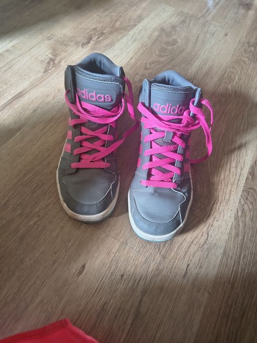 Buty młodzieżowe adidas