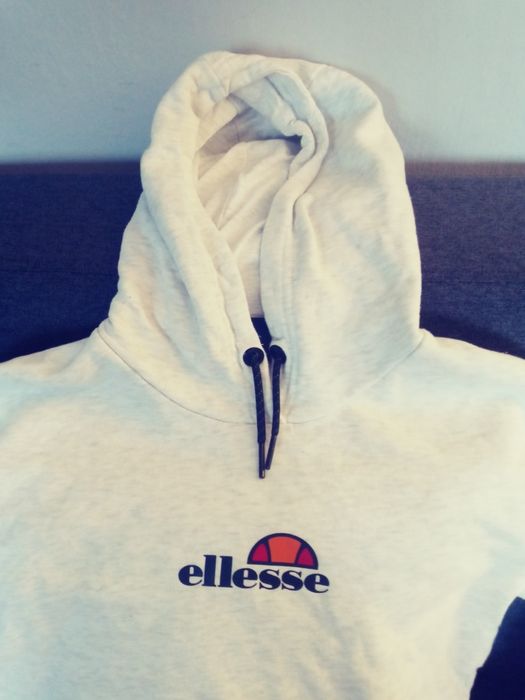Bluza szara zkapturem 34 Ellesse do pasa