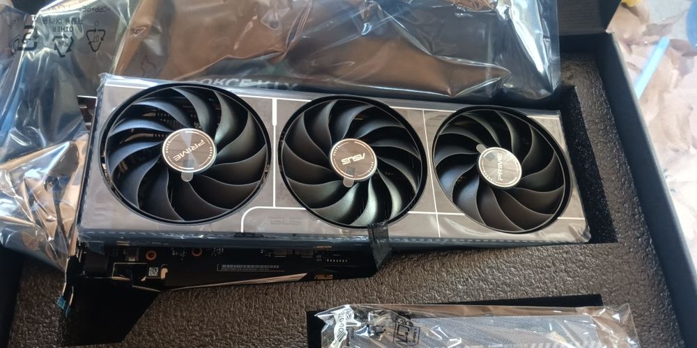 ASUS Prime RTX 5060 Ti 16GB – prawie nowa, gwarancja, ideał